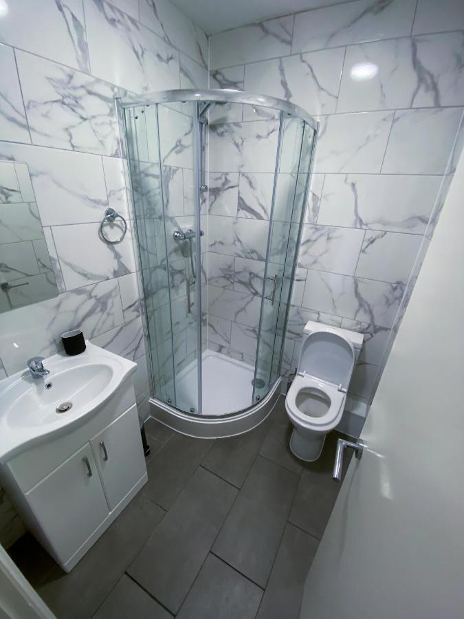 Stylish 1 Bedroom Flat In Wood Green London Ngoại thất bức ảnh