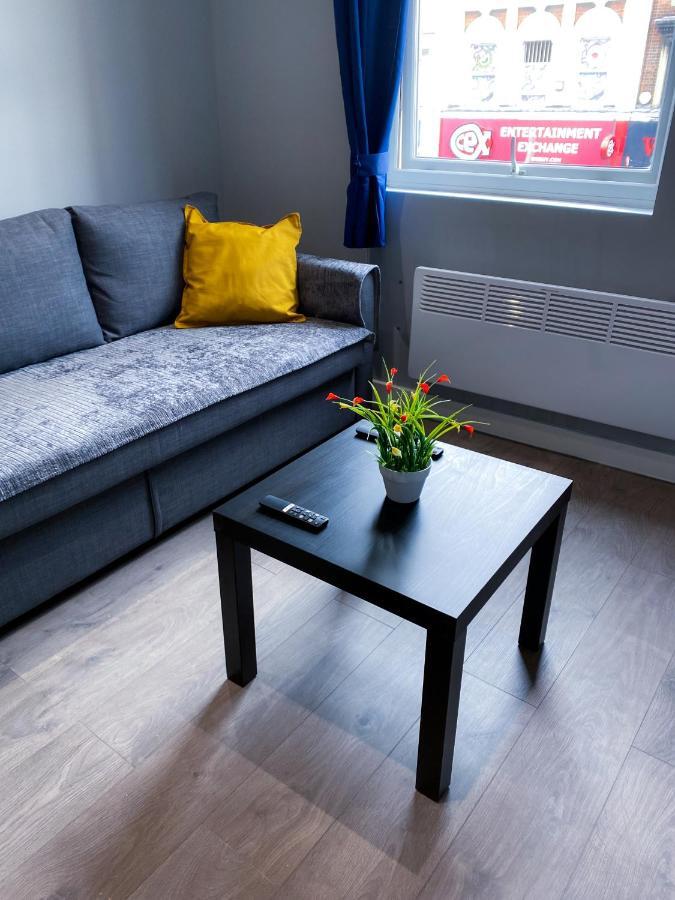 Stylish 1 Bedroom Flat In Wood Green London Ngoại thất bức ảnh