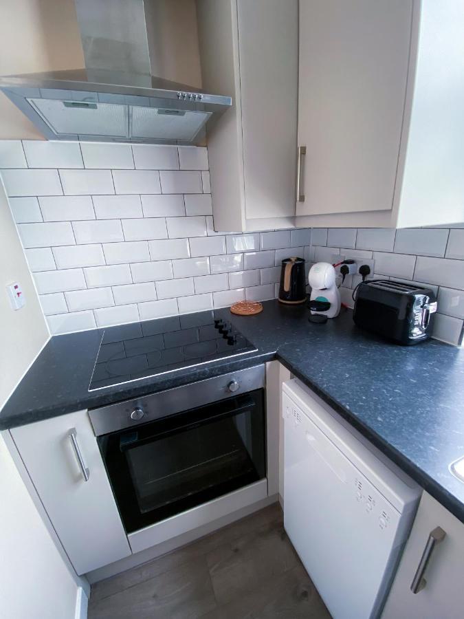 Stylish 1 Bedroom Flat In Wood Green London Ngoại thất bức ảnh